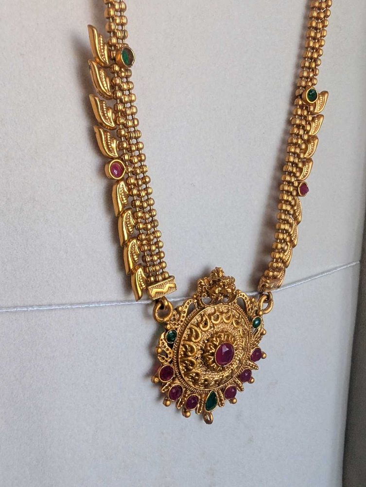 Elegant Gold Plated Necklace with Red and Green St