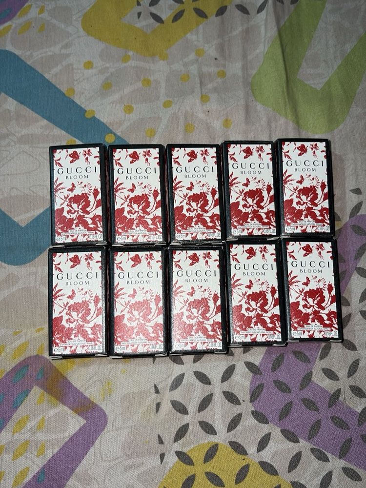 Gucci Bloom Perfume Miniatures Set 10