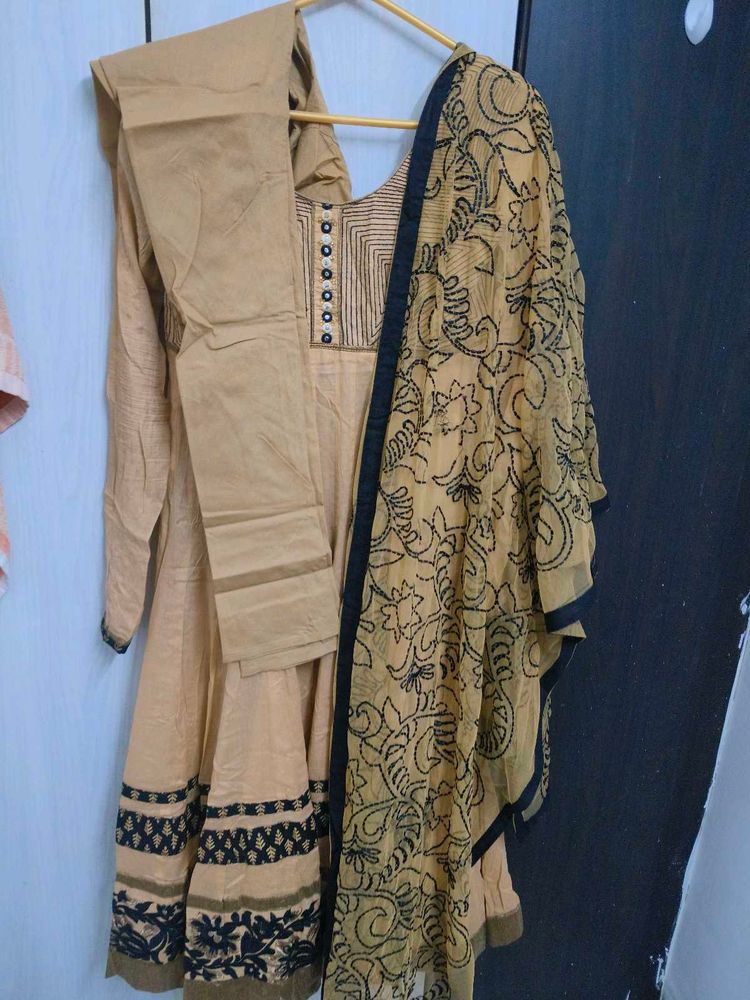 Beautiful Anarkali set