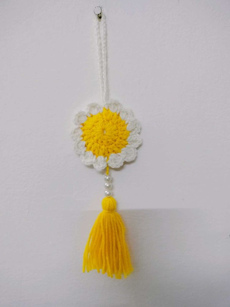 Daisy Charm Handmade Chrochet