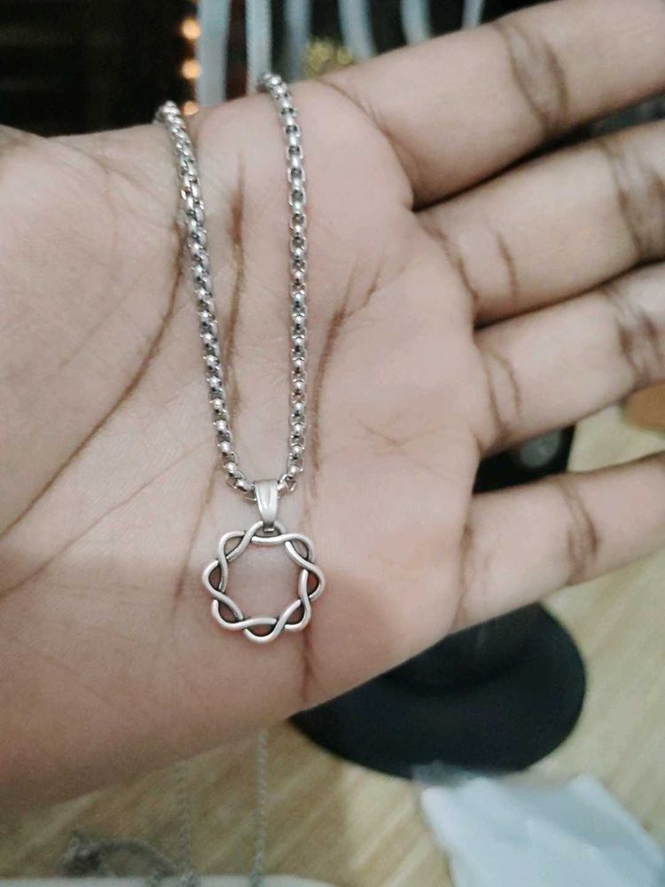 Unique Geometric Pendant Necklace