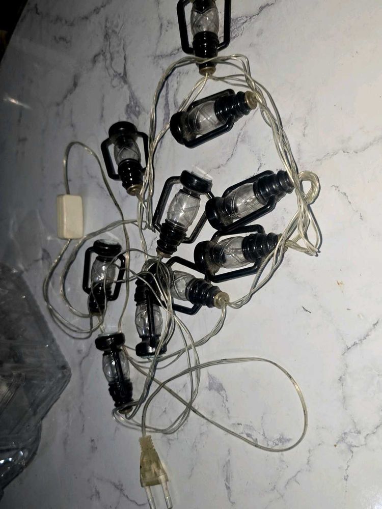 Vintage Lantern String Lights not proper working