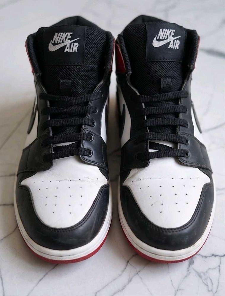 Nike Air Jordan 1 Sneakers