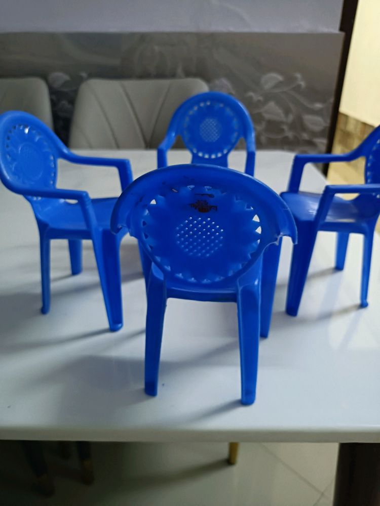 Mini Toy Chair Good Condition