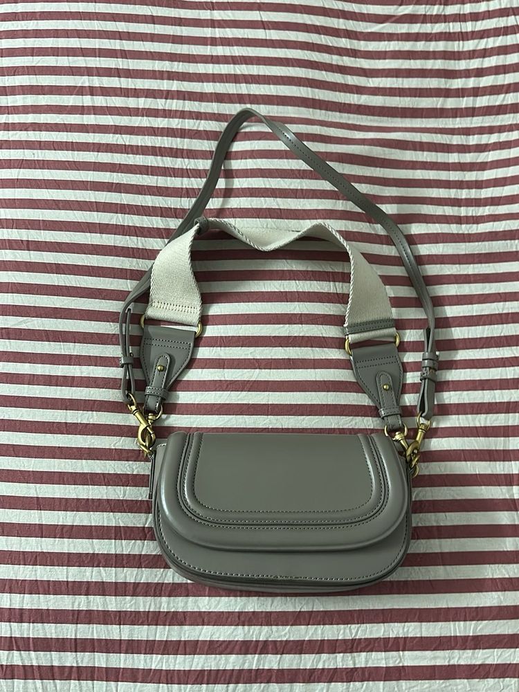 Stylish Grey Crossbody Bag