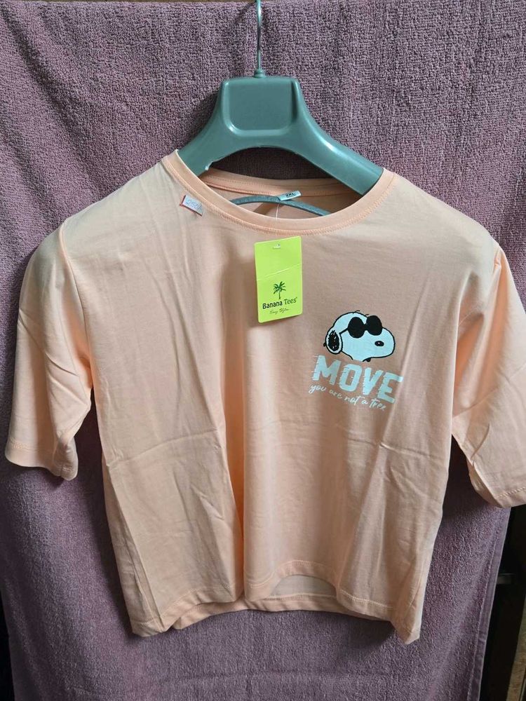 Cute Peach Snoopy Graphic Tee
