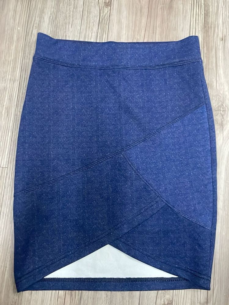 Stylish Blue Mini Skirt
