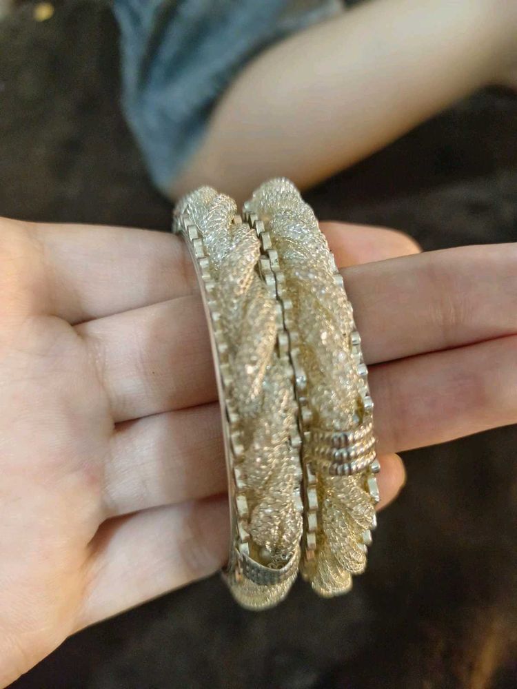 Elegant Bangles Set