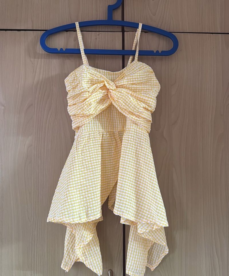 Chic Yellow Gingham Twist Front Top
