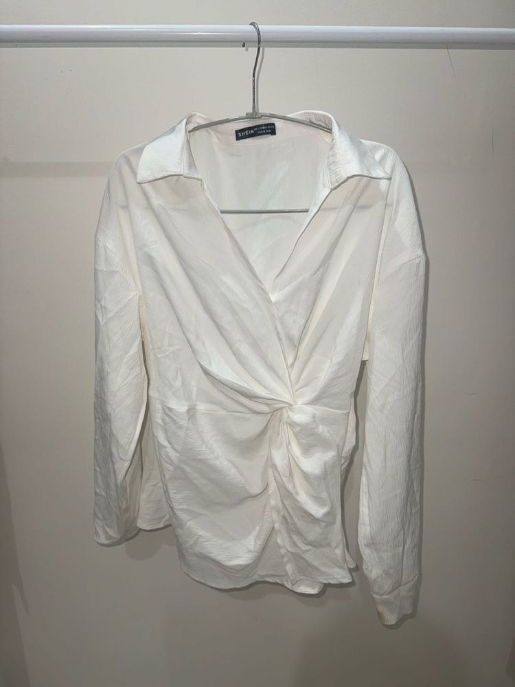 SHEIN Chic White Twisted Front Shirt