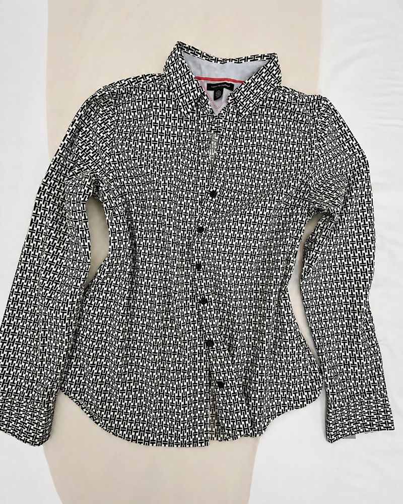 Stylish Black &amp; White Printed Button-Up Shirt