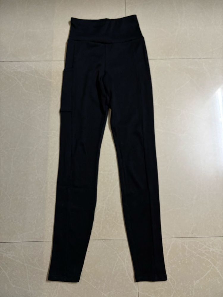 H&amp;M Pocket Leggings