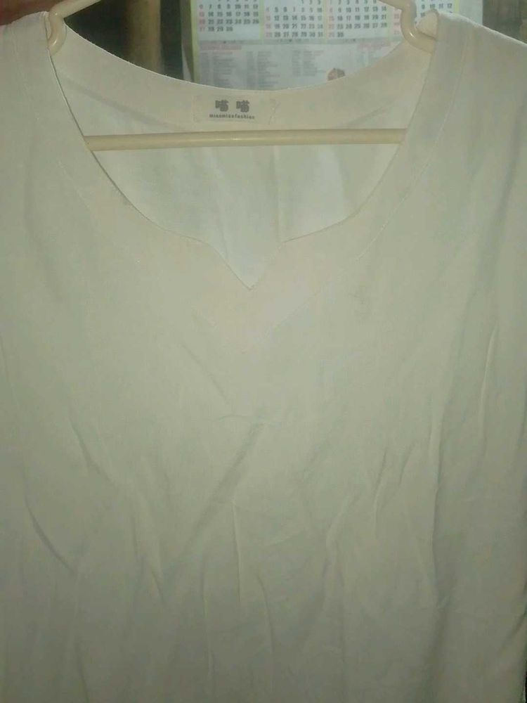 Elegant Off-White  v neck tshirt