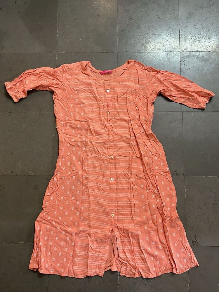 Peachy Striped Kurta with White Print