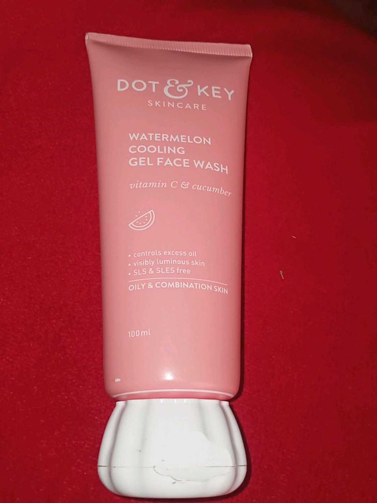 Dot &amp; Key Watermelon Cooling Gel Face Wash