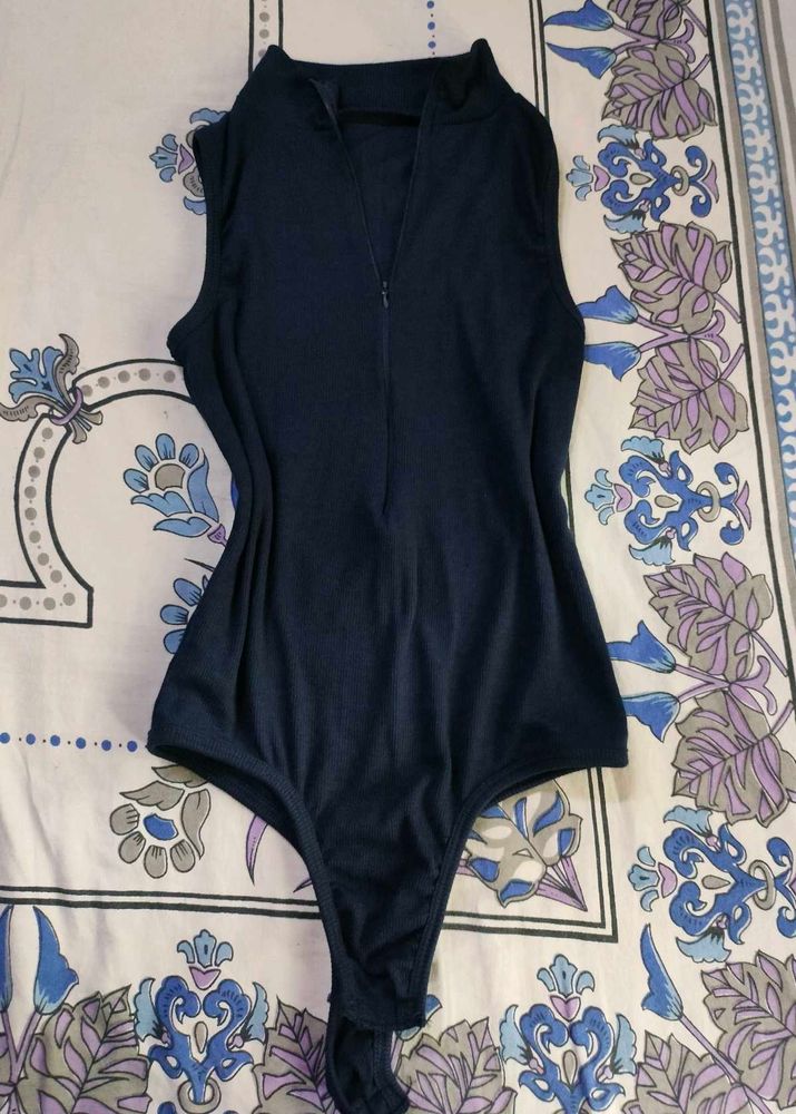 Sleeveless zipper Bodysuit