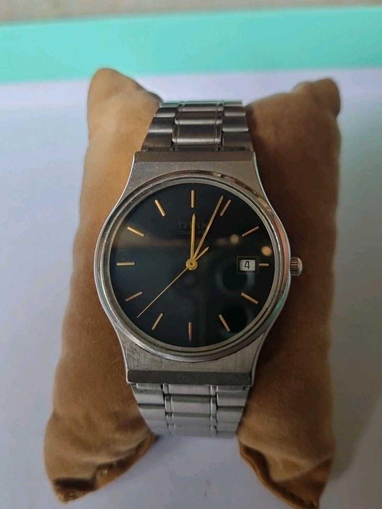 Titan Classic Analog Watch