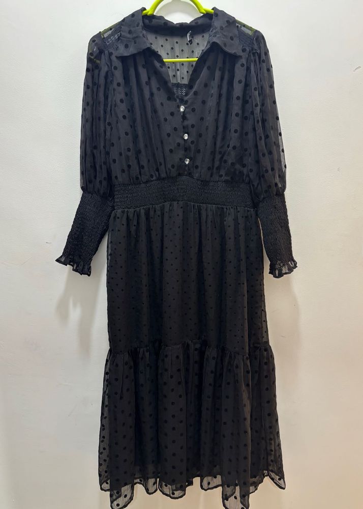 Polka Dot Detail Maxi Dress