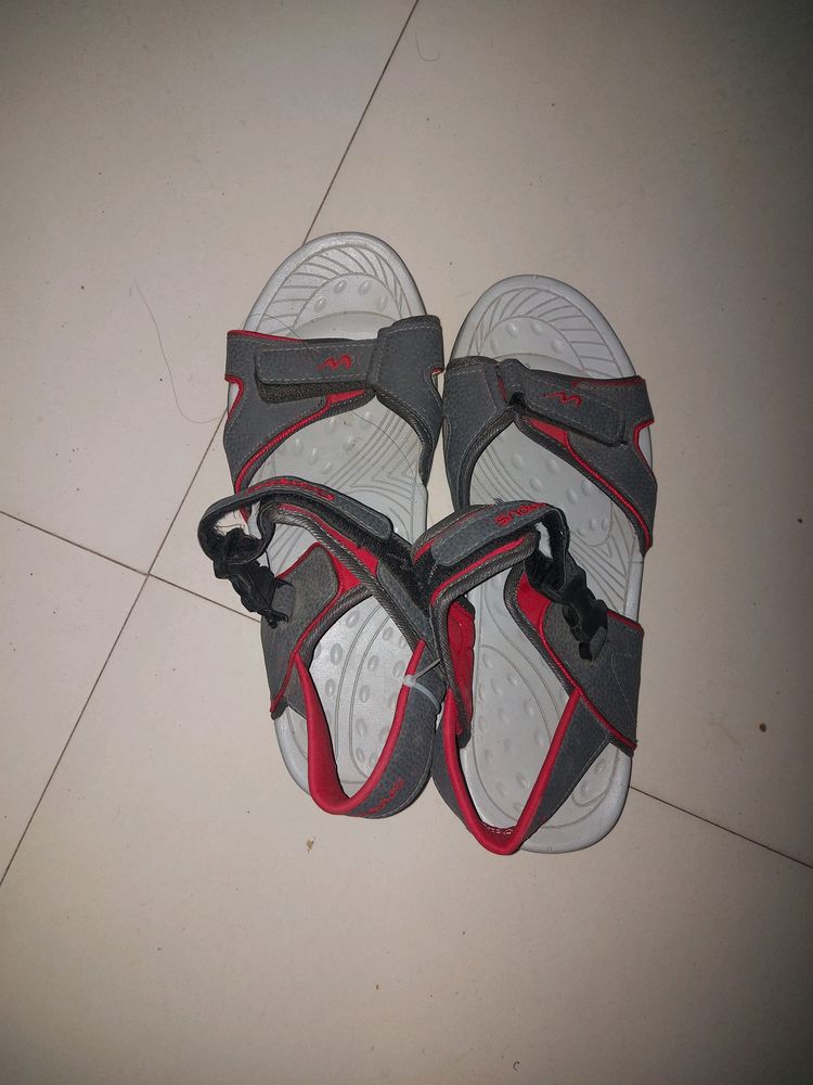 Campus Men's Casual Sandal.