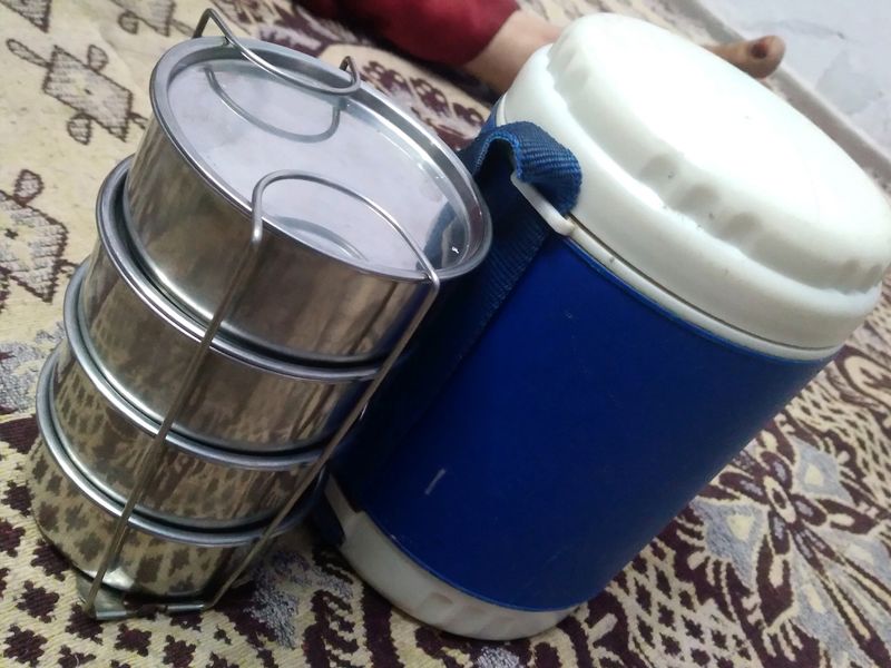 Hot Pot Tiffin