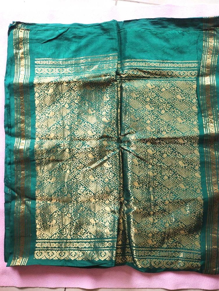 Elegant green &amp; Gold Saree