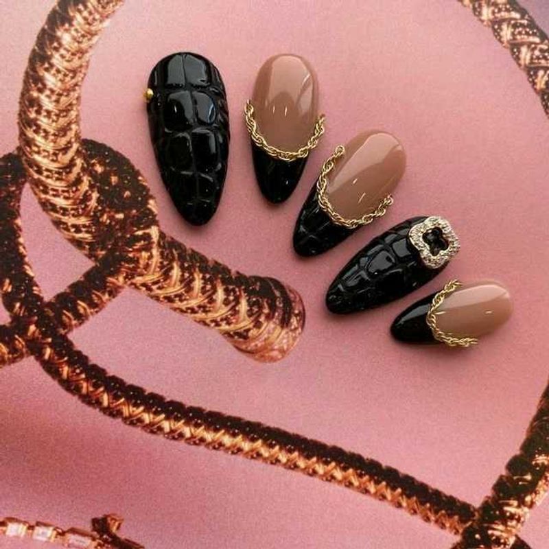 Designer Press-On Nail Set