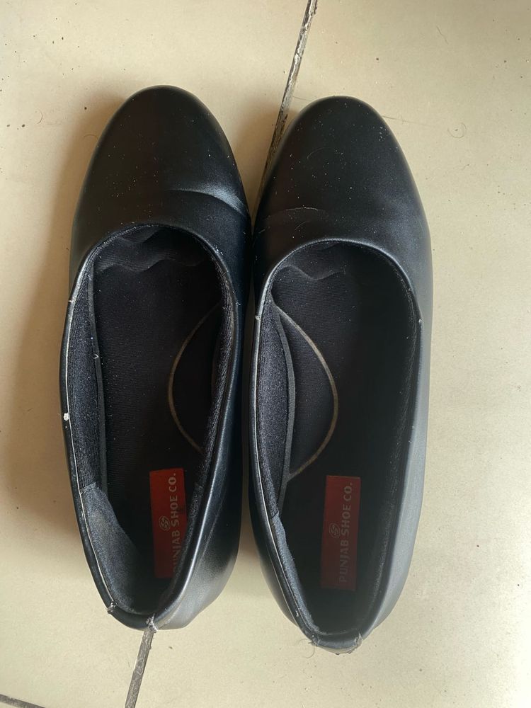 Classic Black Ballet Flats