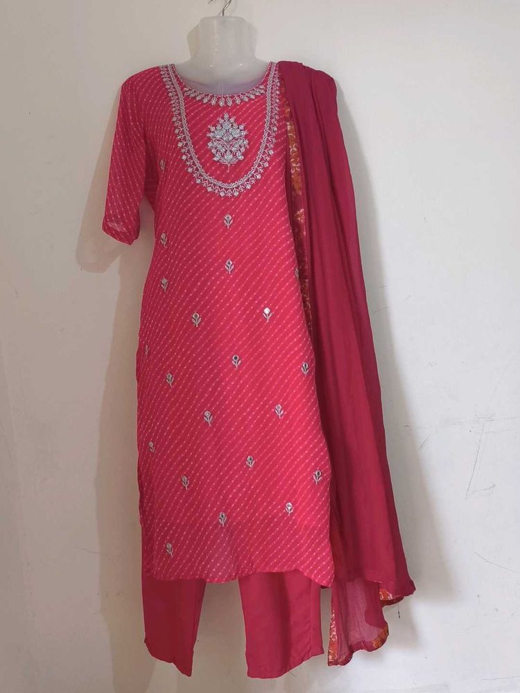 Women Pink Kurta Set