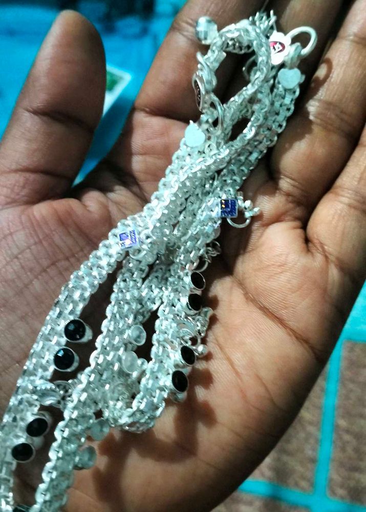 New Design Anklet Black Stone