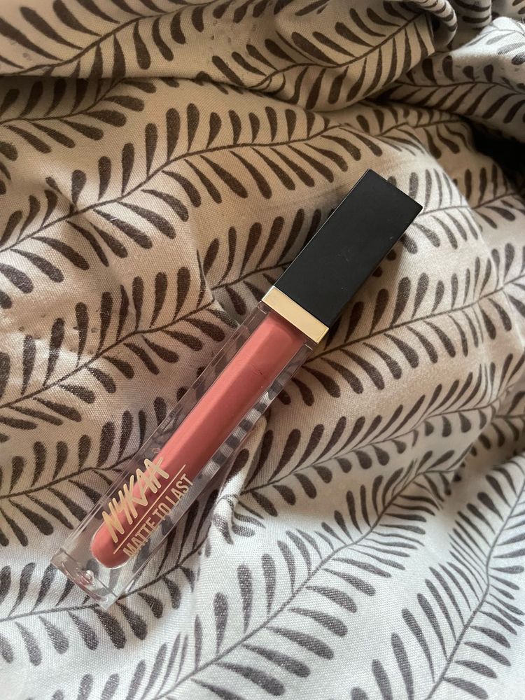 Nykaa Matte to Last Liquid Lipstick