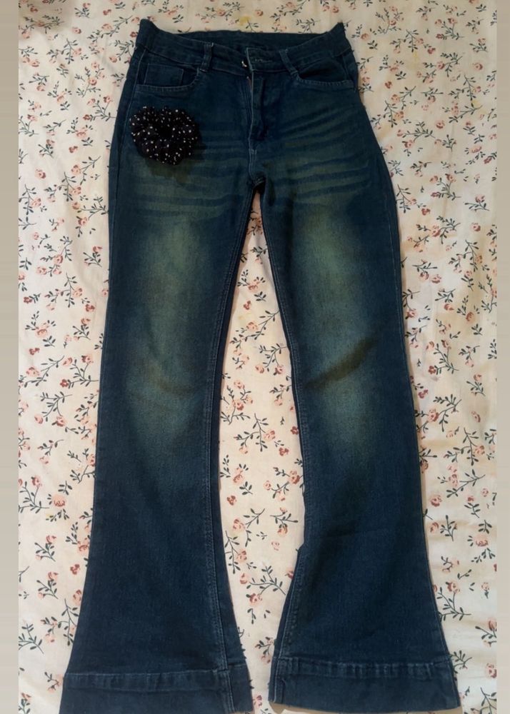 Stylish Flared vintage Blue Jeans🗝️