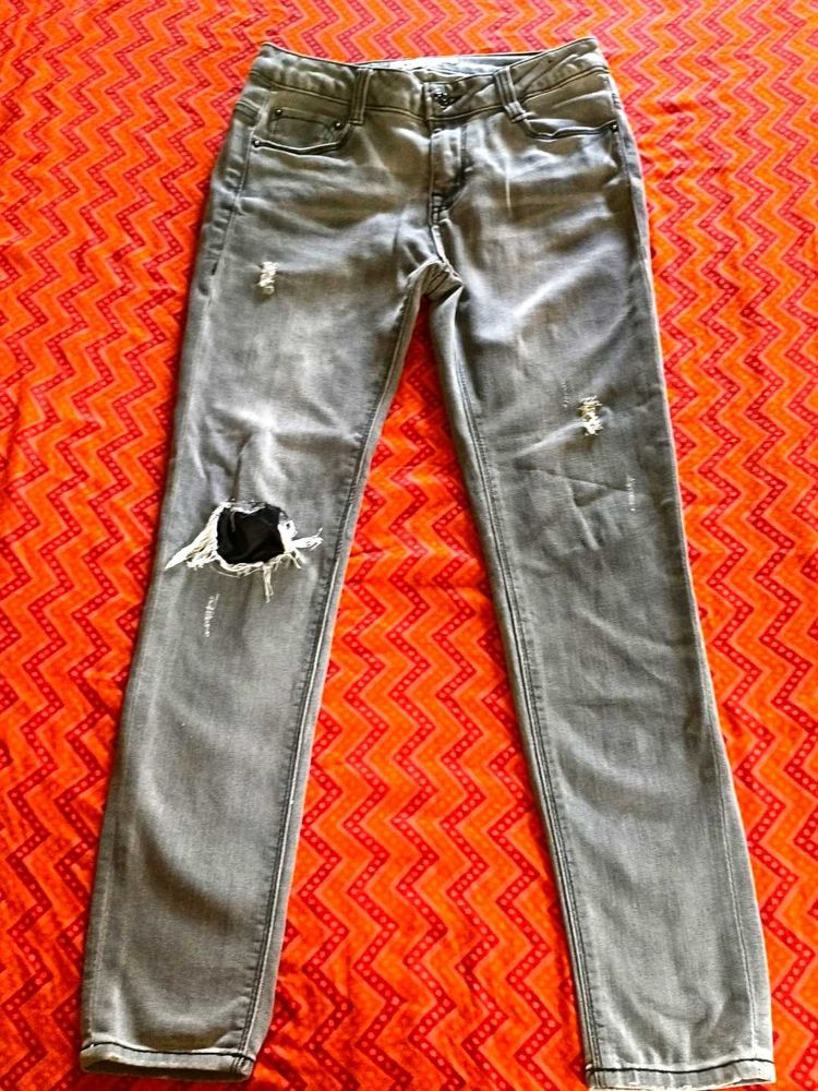 Grey Distressed Skinny Jeans