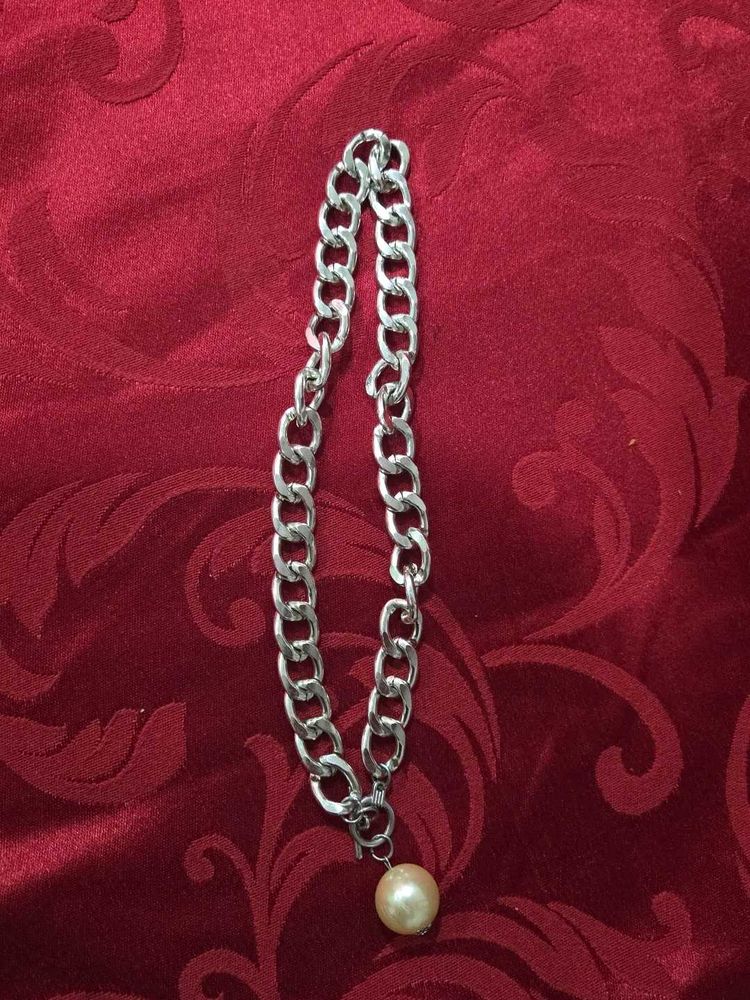Chic Chunky Chain Necklace with Pearl
