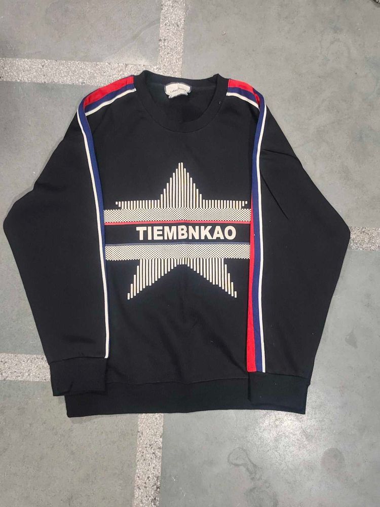 Black Star Print Sweatshirt