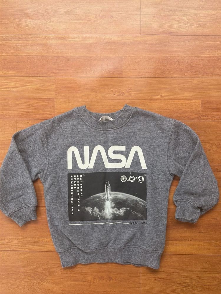 H&amp;M sweat shirt