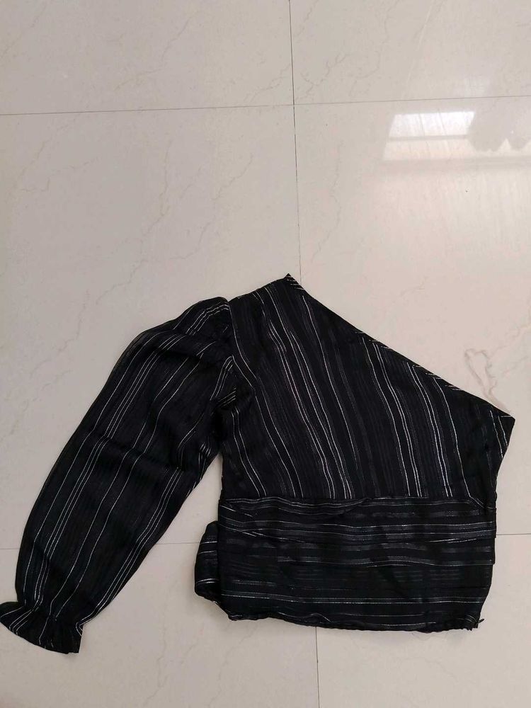 Stylish One-Shoulder Striped Top