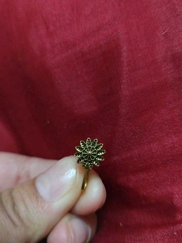 Ethnic Flower Nose Pin