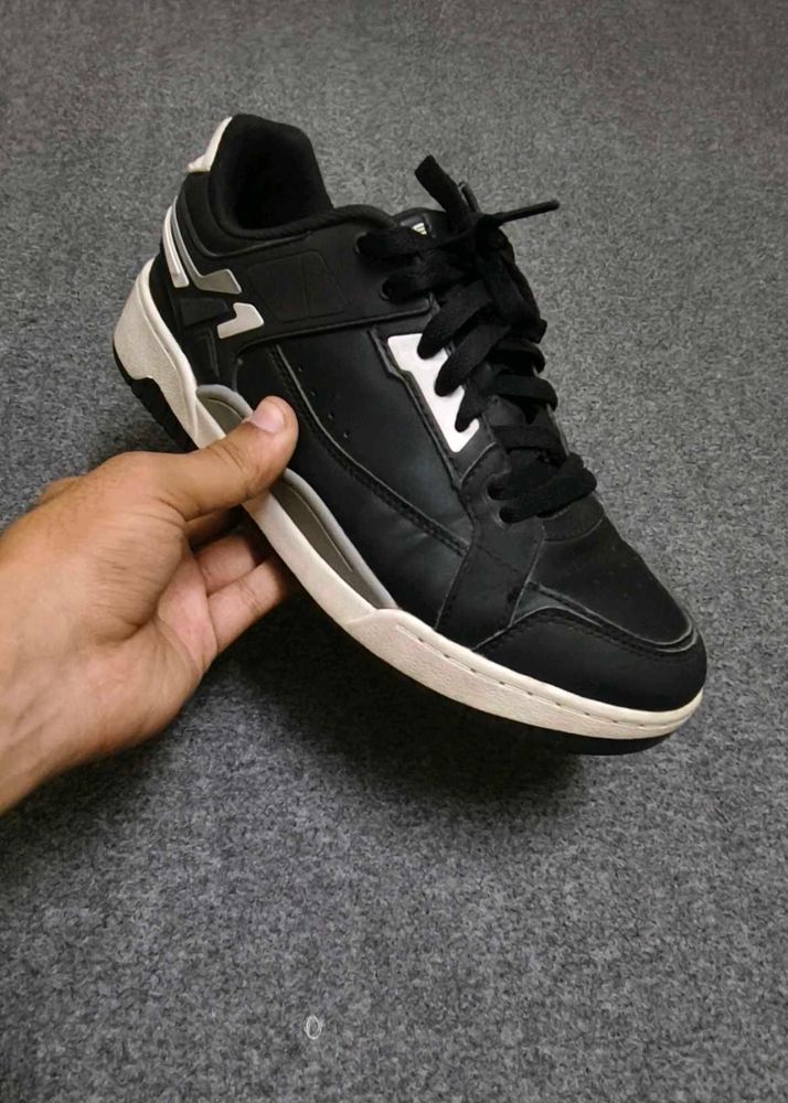 Men's Black Casual Sneakers