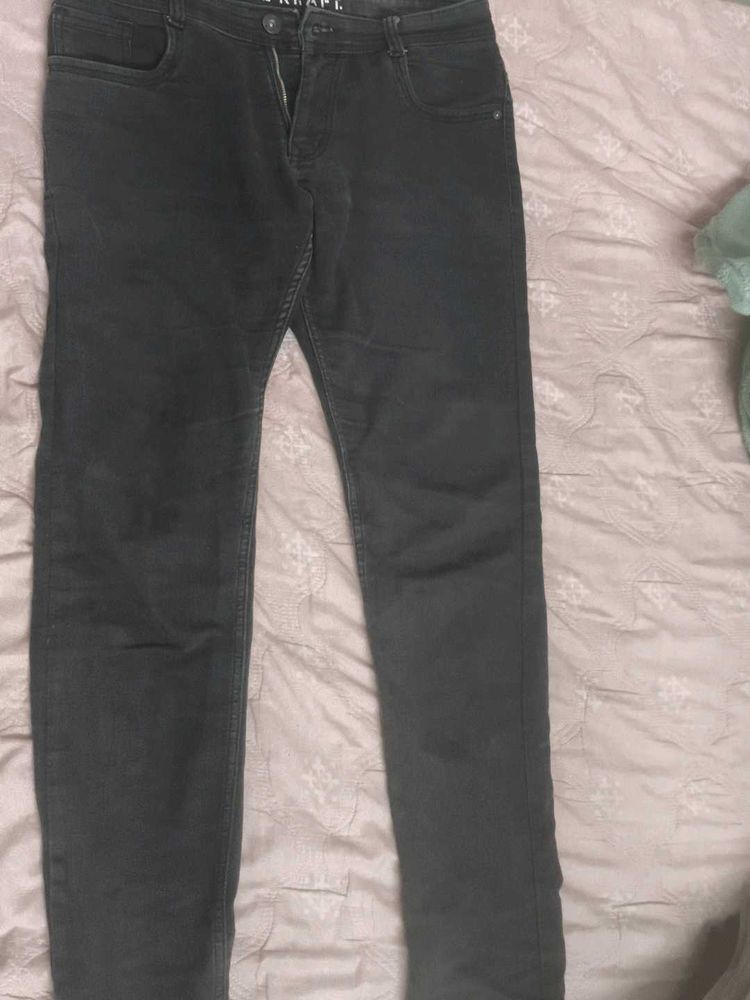 Men's Dark Grey Jeans
