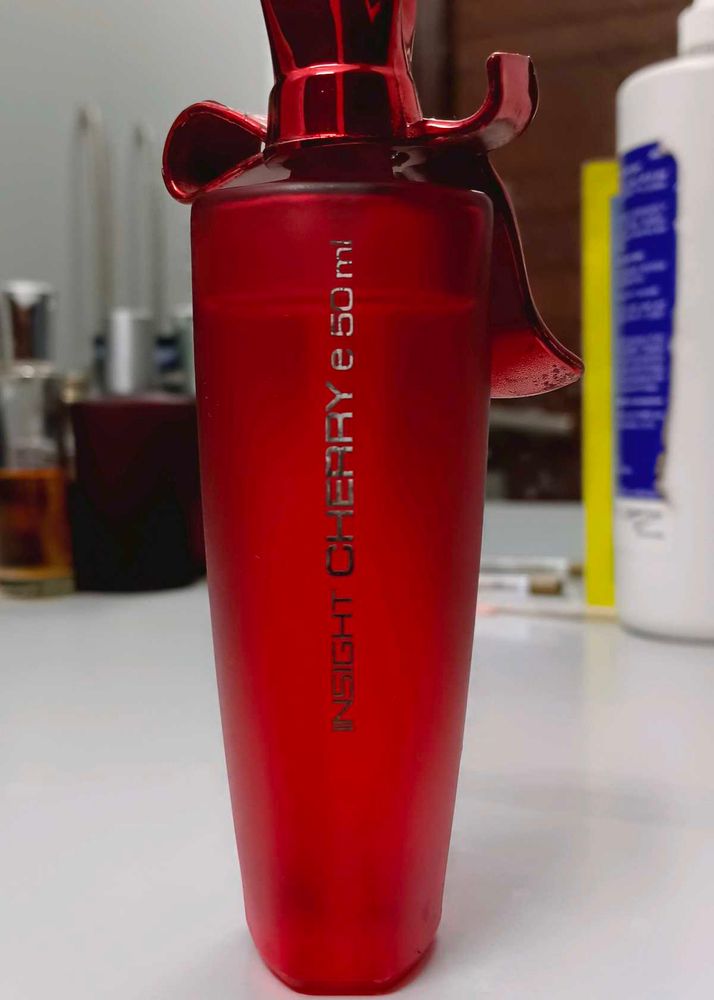 Insight Cherry Perfume