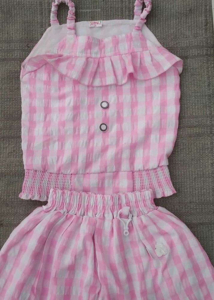 Cute Girls' Pink Checkered Outfit