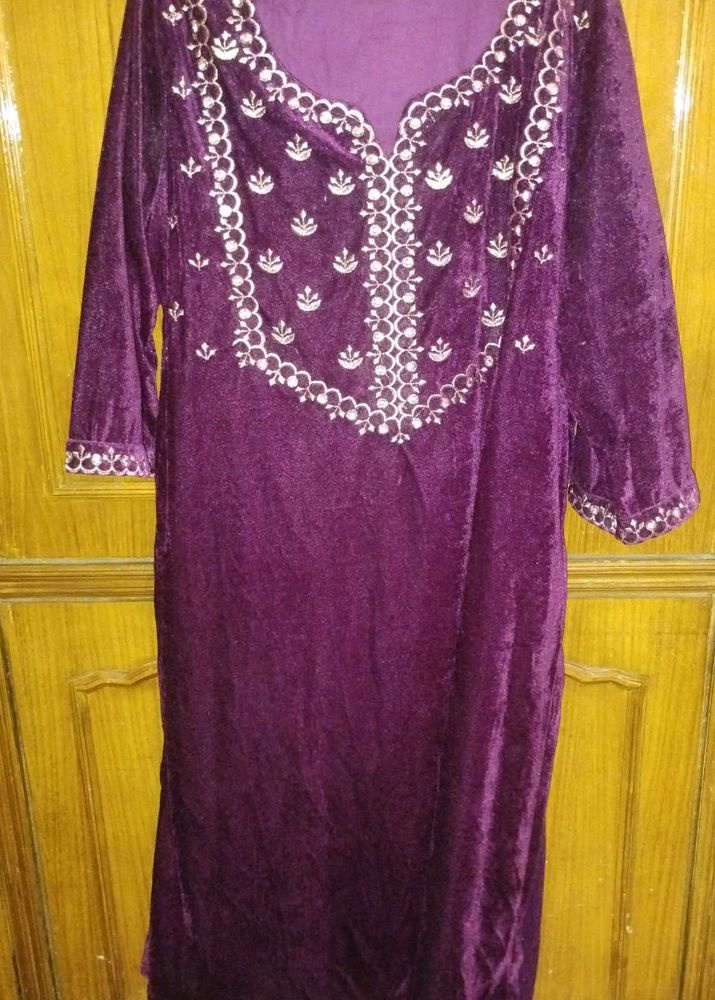 Elegant Purple Velvet Kurta with Embroidery