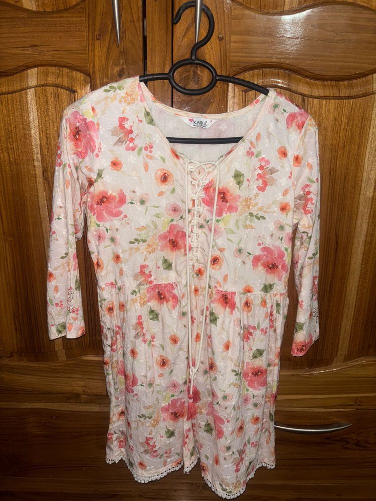 kaira Floral Print Lace-Up Tunic Top