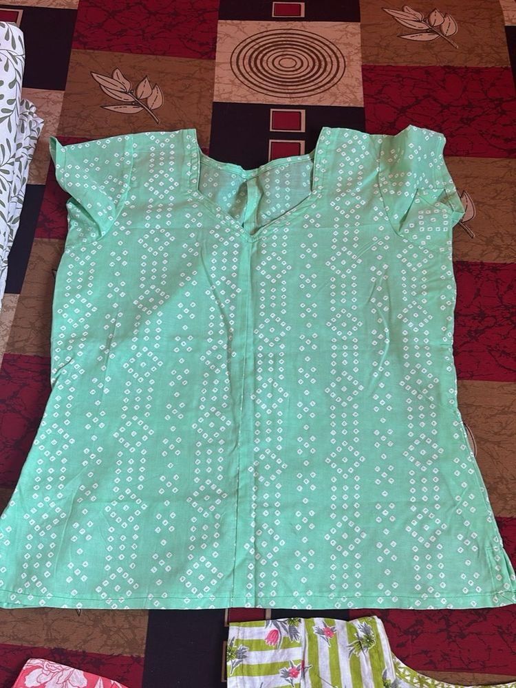 combo for 3 new short tops