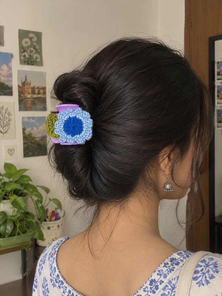 Crochet Flower Hair Claw Clip