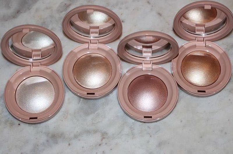 Highlighter Palettes