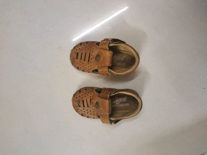 Set Of 2 Shoes For 9 To 12 Months