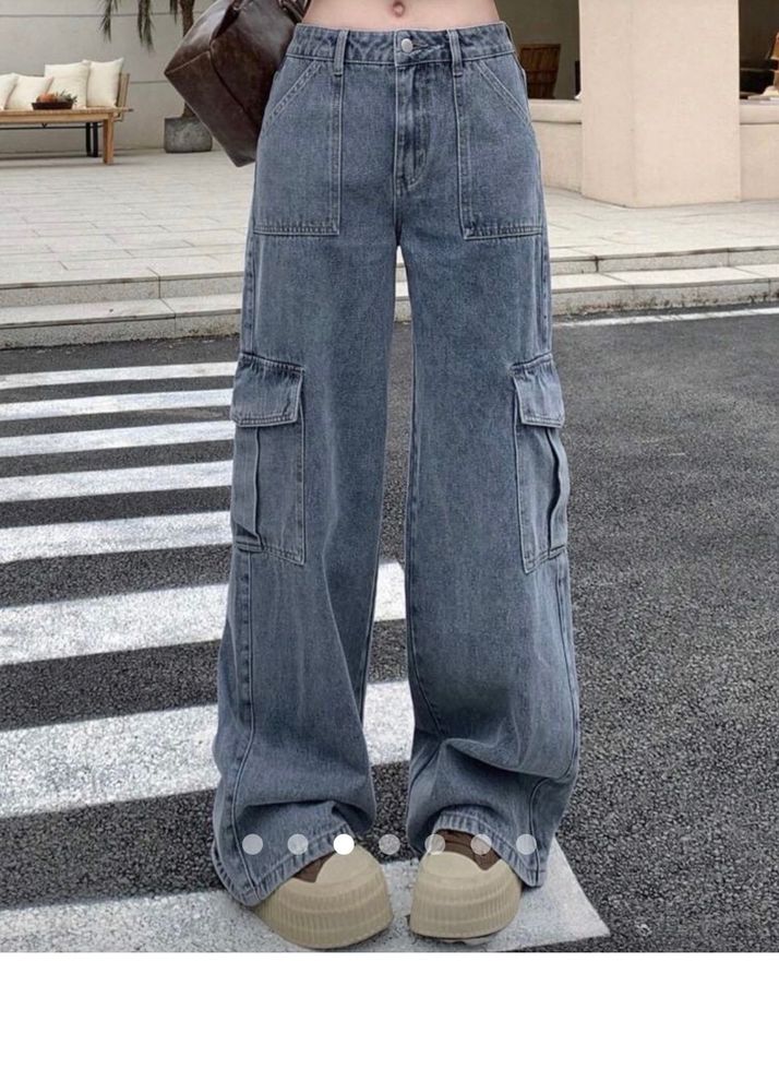 Savana Light Wash Wide Leg Cargo Jeans