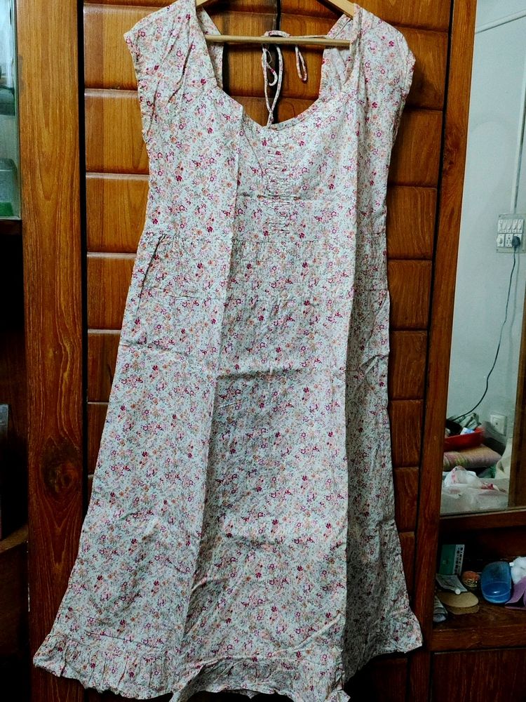 Item-KBG224/Preloved/Almost New/Full Length Floral Print Valentine Special Dress