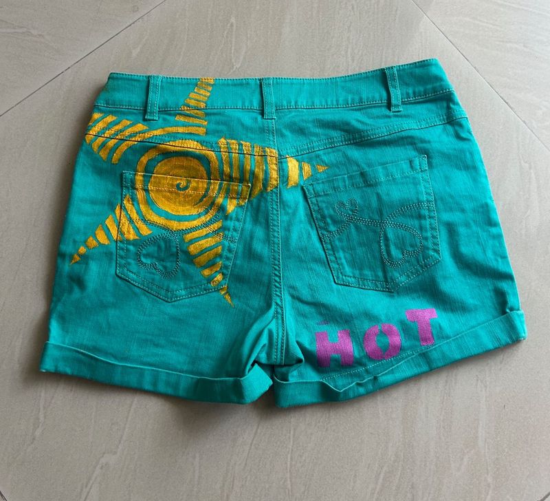 HOT Printed Y2K Denim Shorts